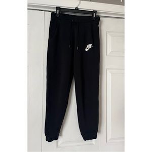 Nike Sweatpants